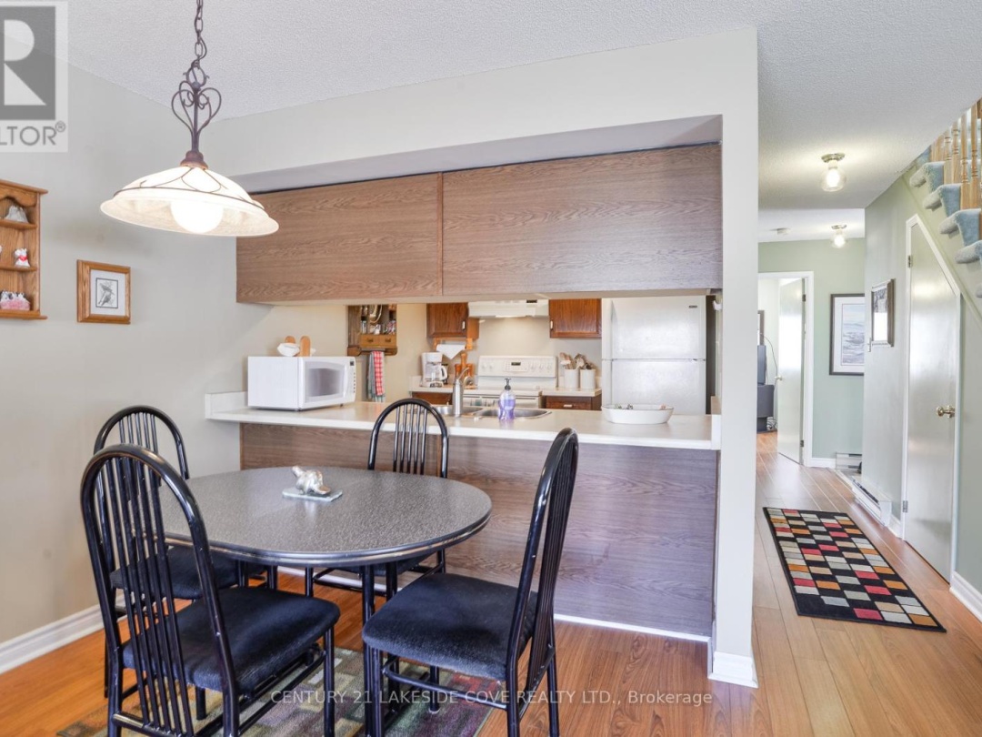 1 - 11 LAGUNA PARKWAY, Lake Simcoe