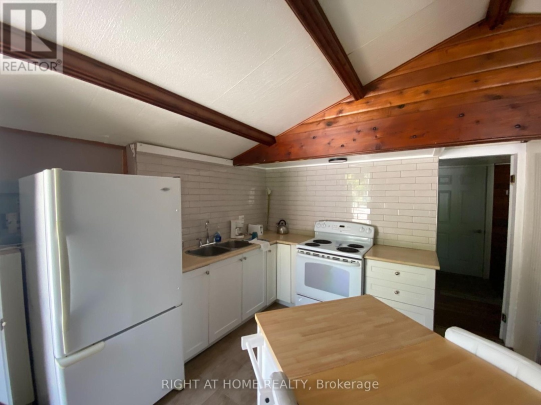 1725 Earl Haid Avenue, Severn Lake