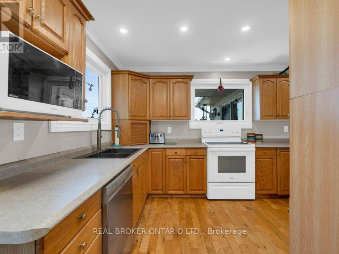 1909 WOODS BAY ROAD, 