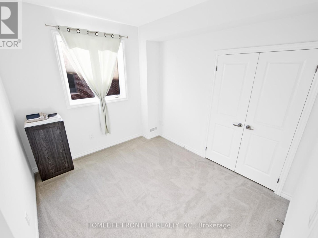 11 SPRUCESIDE DRIVE, 