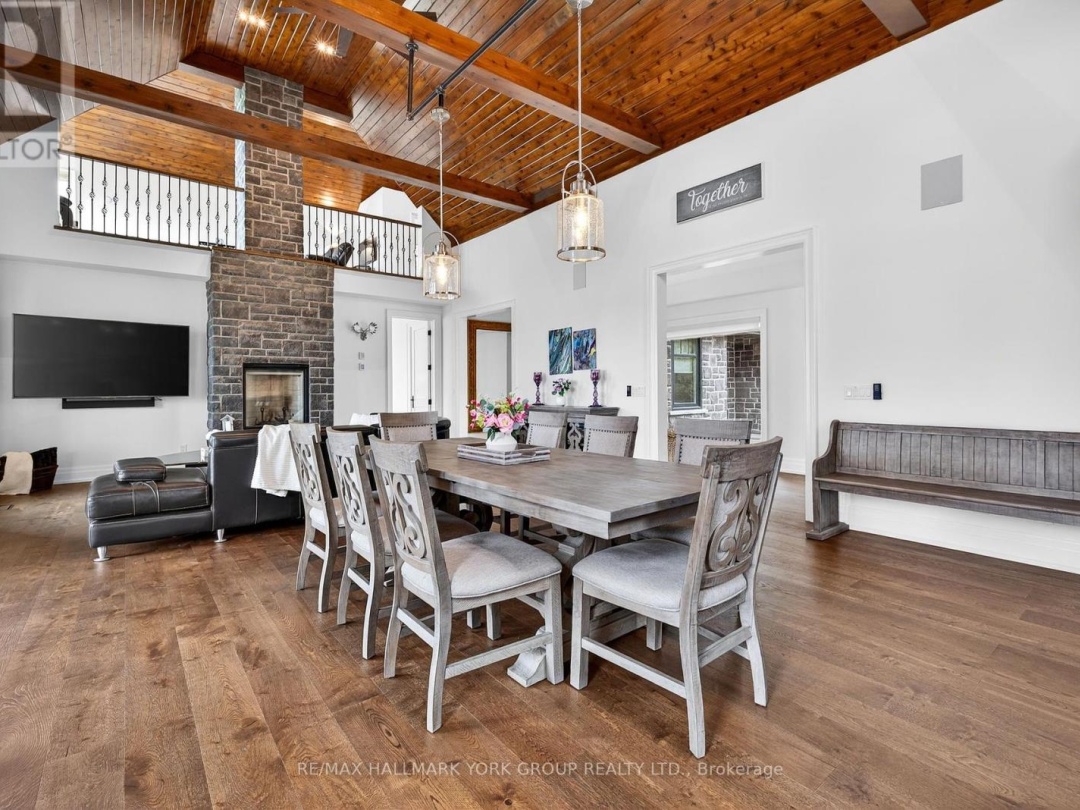 10 GRILLS ROAD, 