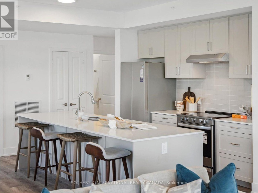 308 - 19B WEST STREET N, 