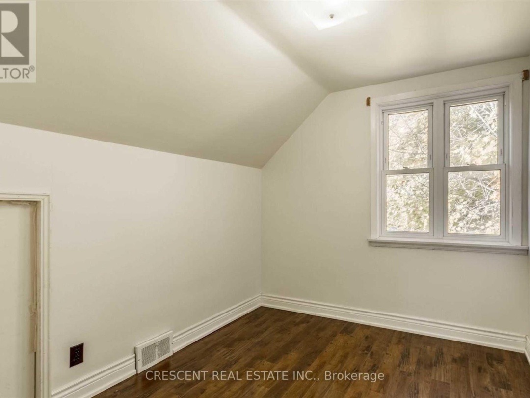 261 BARRIE ROAD, 