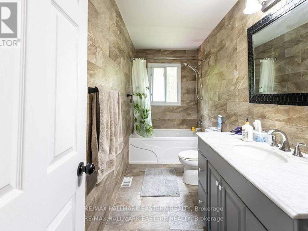 7 JUNIPER ISLE ROAD, 