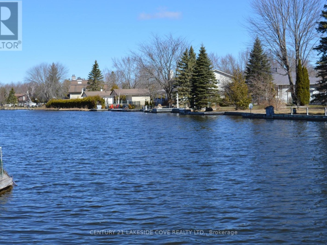 76 Turtle Path, Lake Simcoe