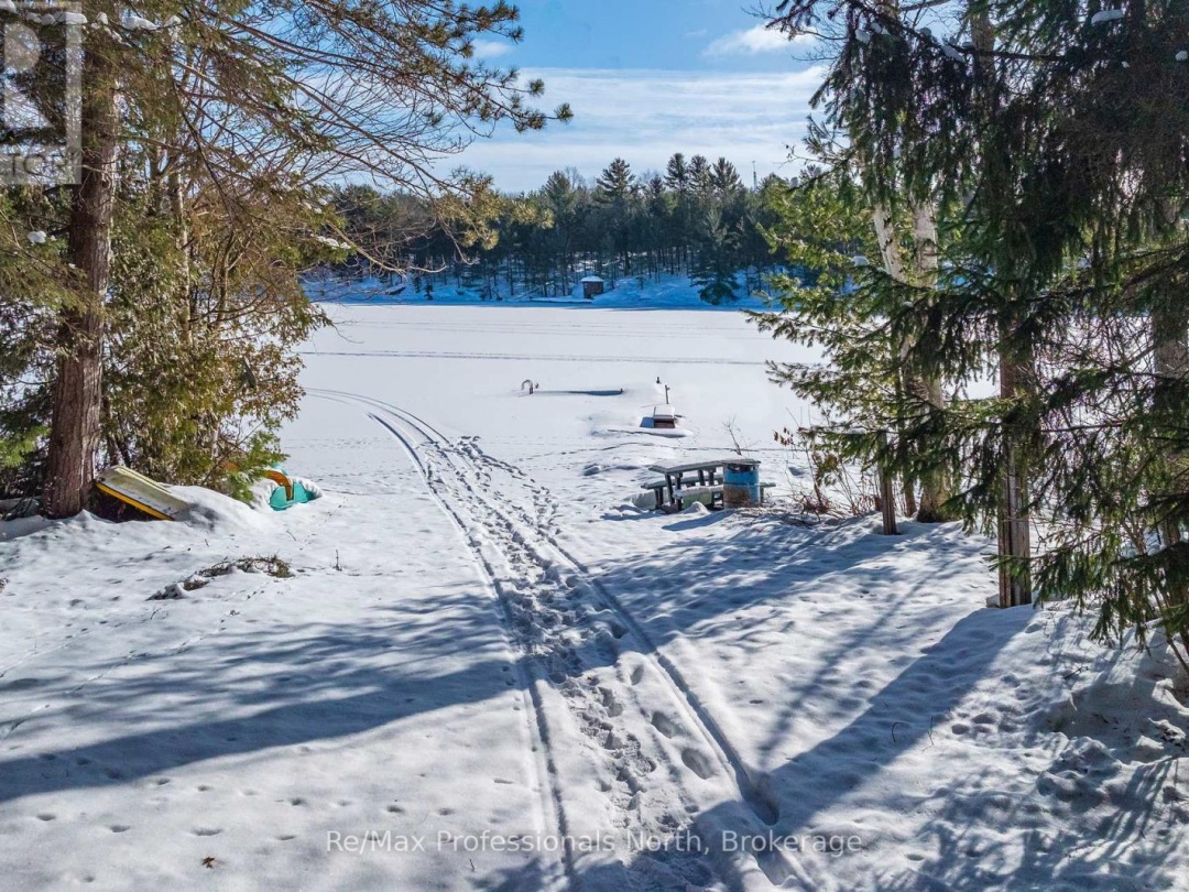 1011 Fitchett Lane, Riley Lake
