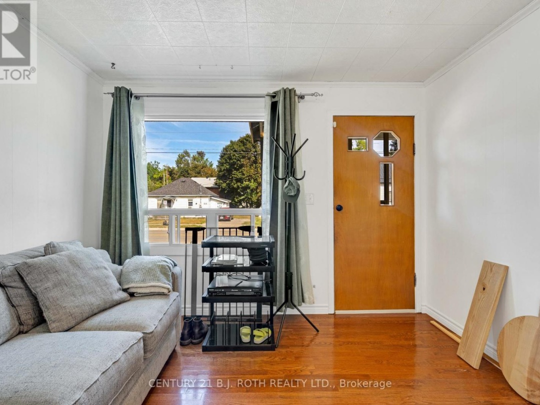 341 NOTTAWASAGA STREET, 