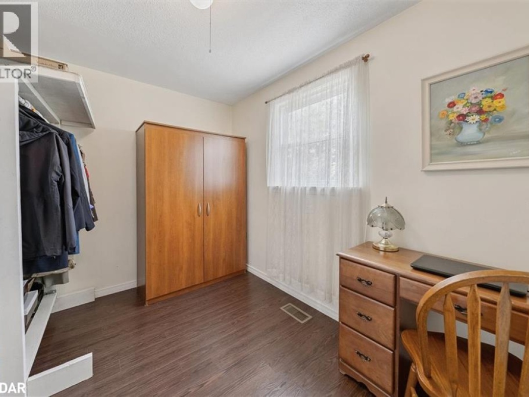 32805 THORAH Side Road, 