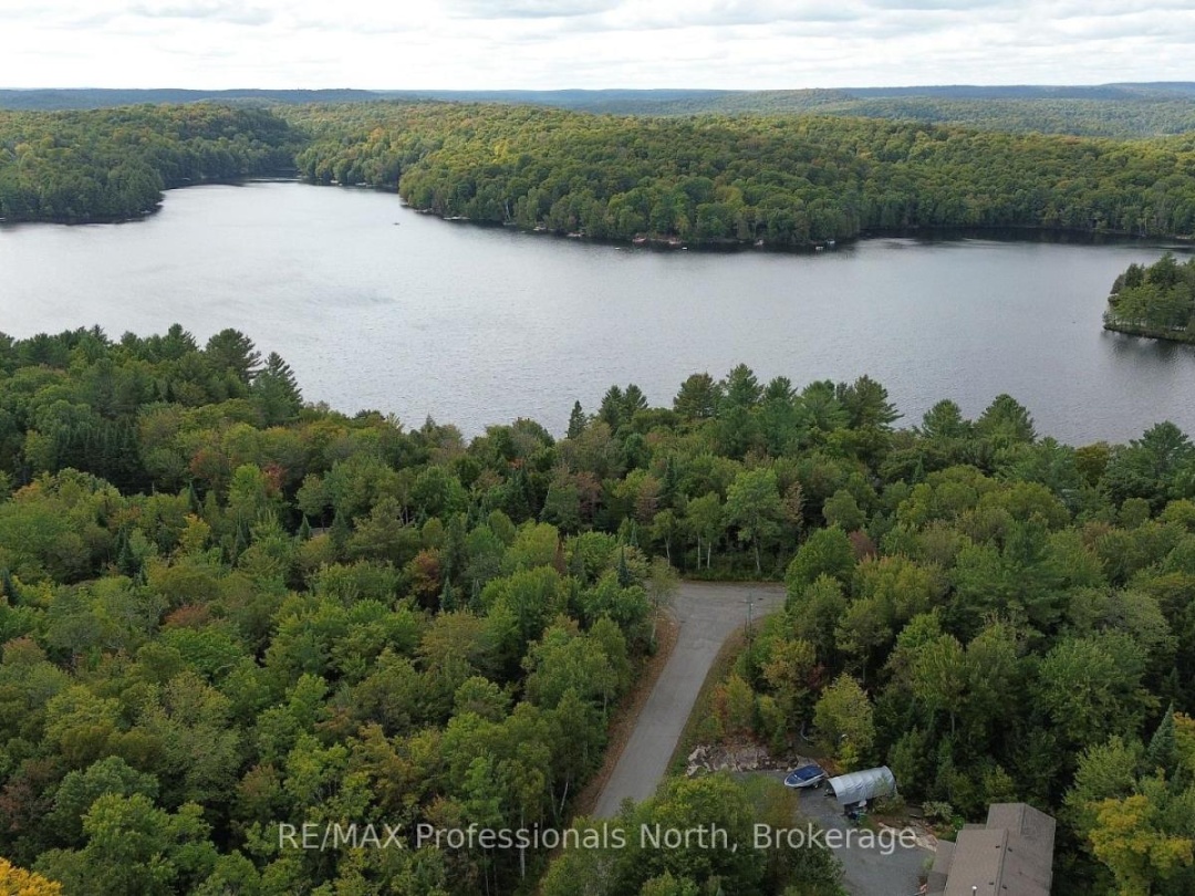 PCL 20438 & 29803 UPPER WALKER LAKE ROAD, Lake of Bays (Sinclair)