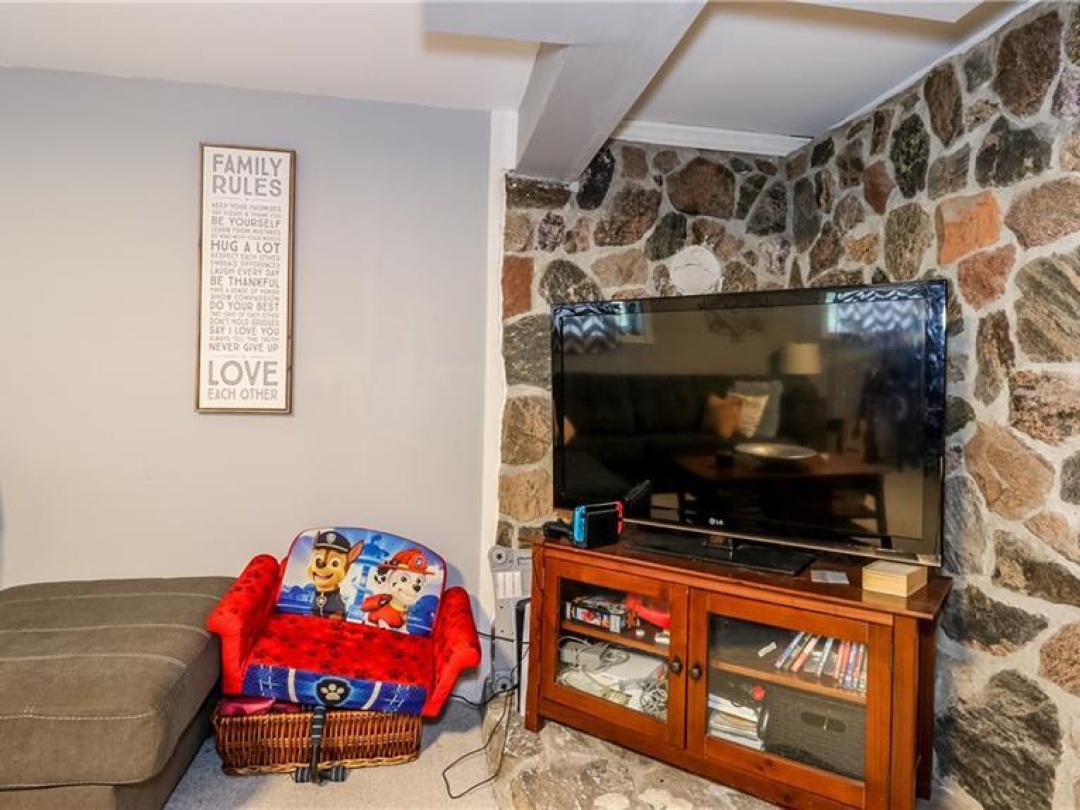 14 CONDER Drive, 