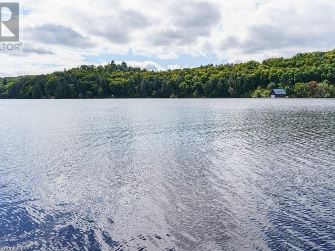 143 South Drive, Lake Vernon