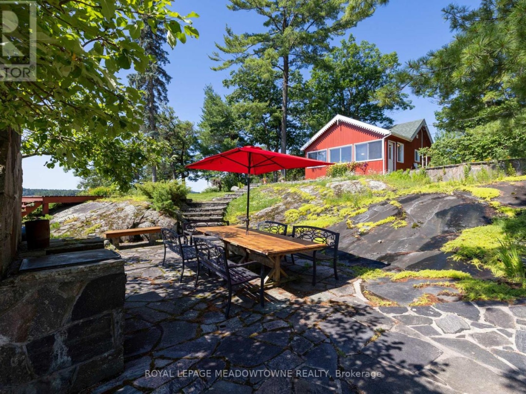 1 B721 GALT ISLAND, Georgian Bay