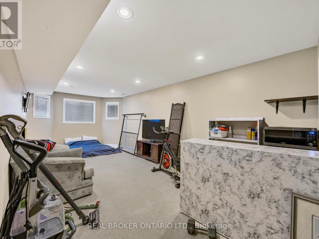 3160 Emperor Drive, Orillia