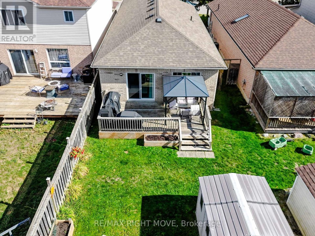 32 JULIA CRESCENT, 