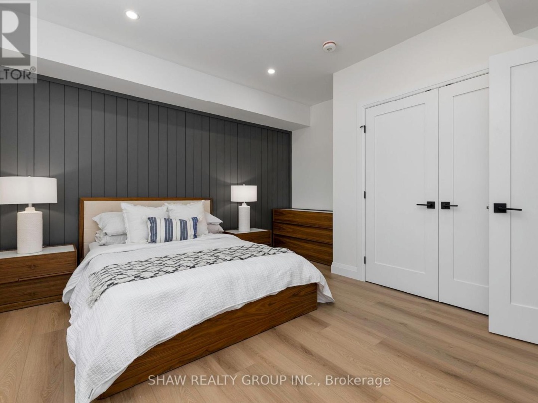 14 ST GEORGES COURT, 