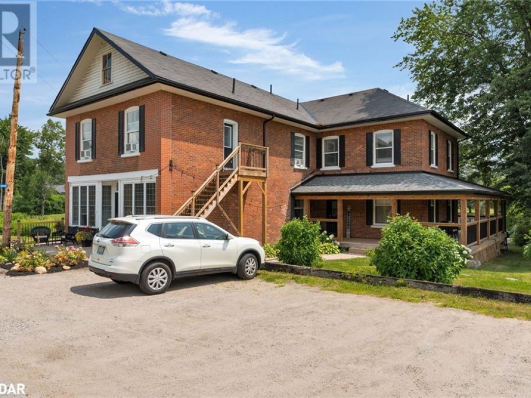 1002 COWBELL Lane, 
