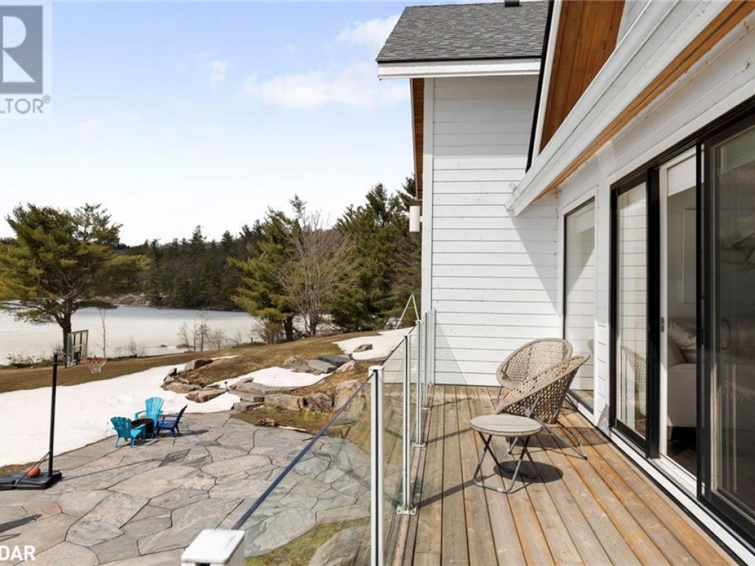 1331 South Monck Drive, Blanchard Lake