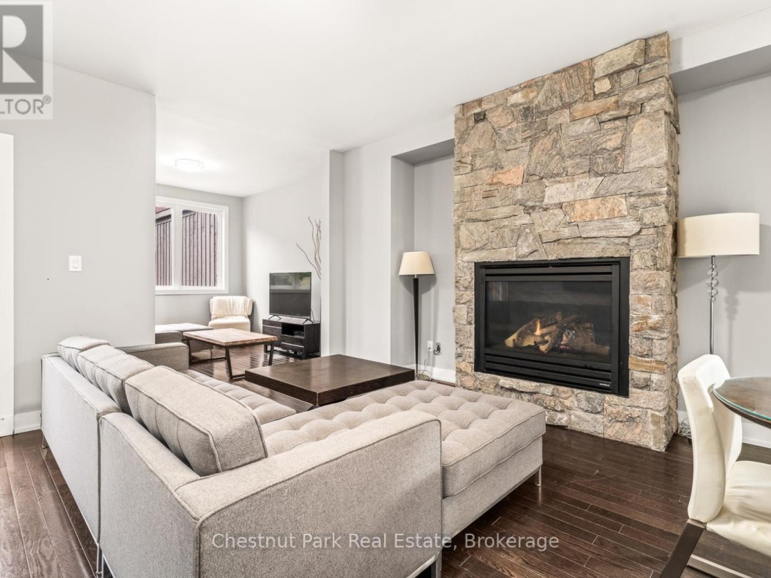 65 ROCKMOUNT CRESCENT, 