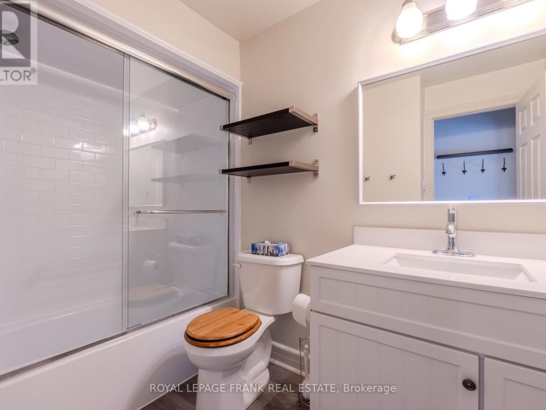 303 - 1 SHERWOOD STREET, 