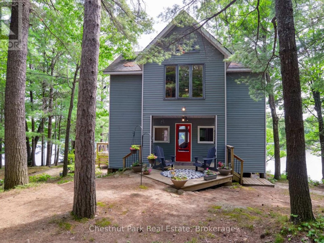 1049 Route 11 Road E, Kahshe Lake
