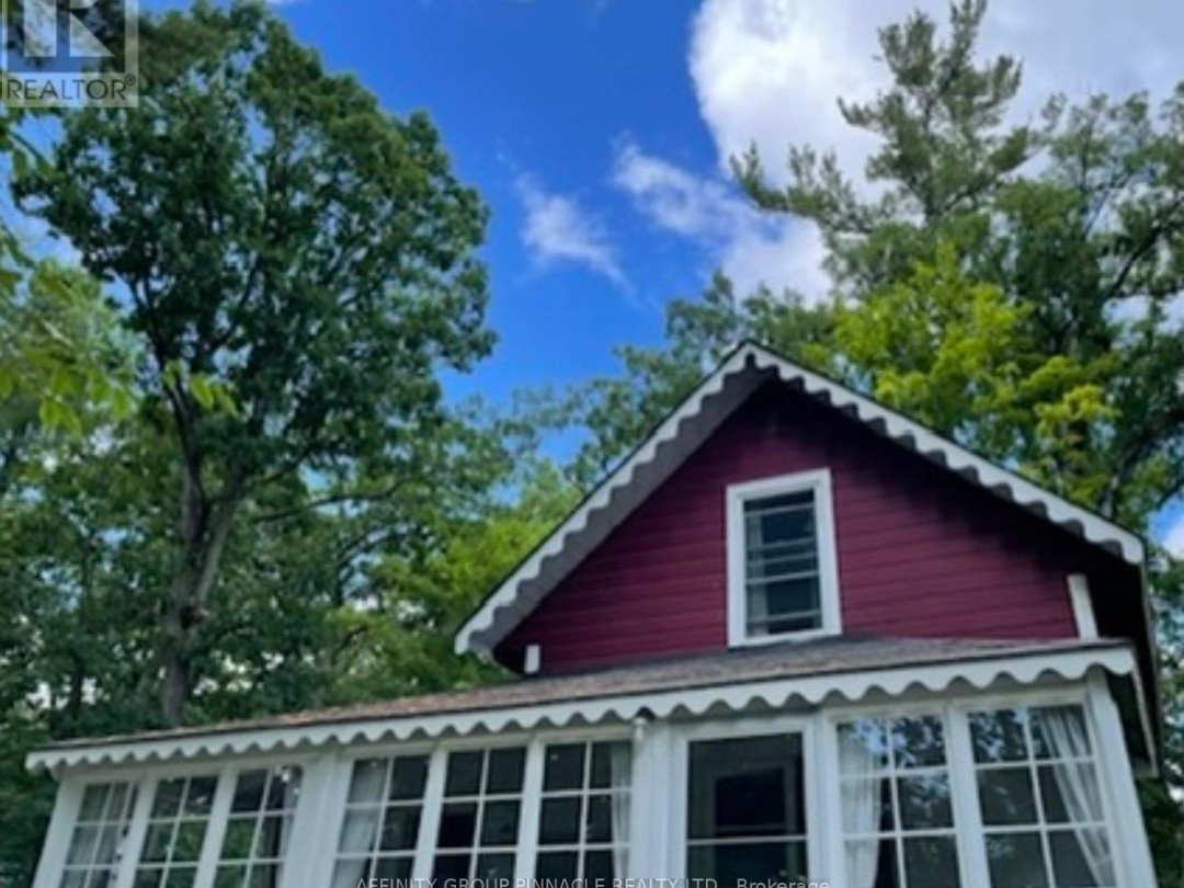 21 THIRD STREET, Sturgeon Lake