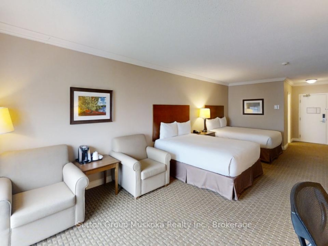 402 402 Bayshore Deerhurst Drive, Peninsula Lake