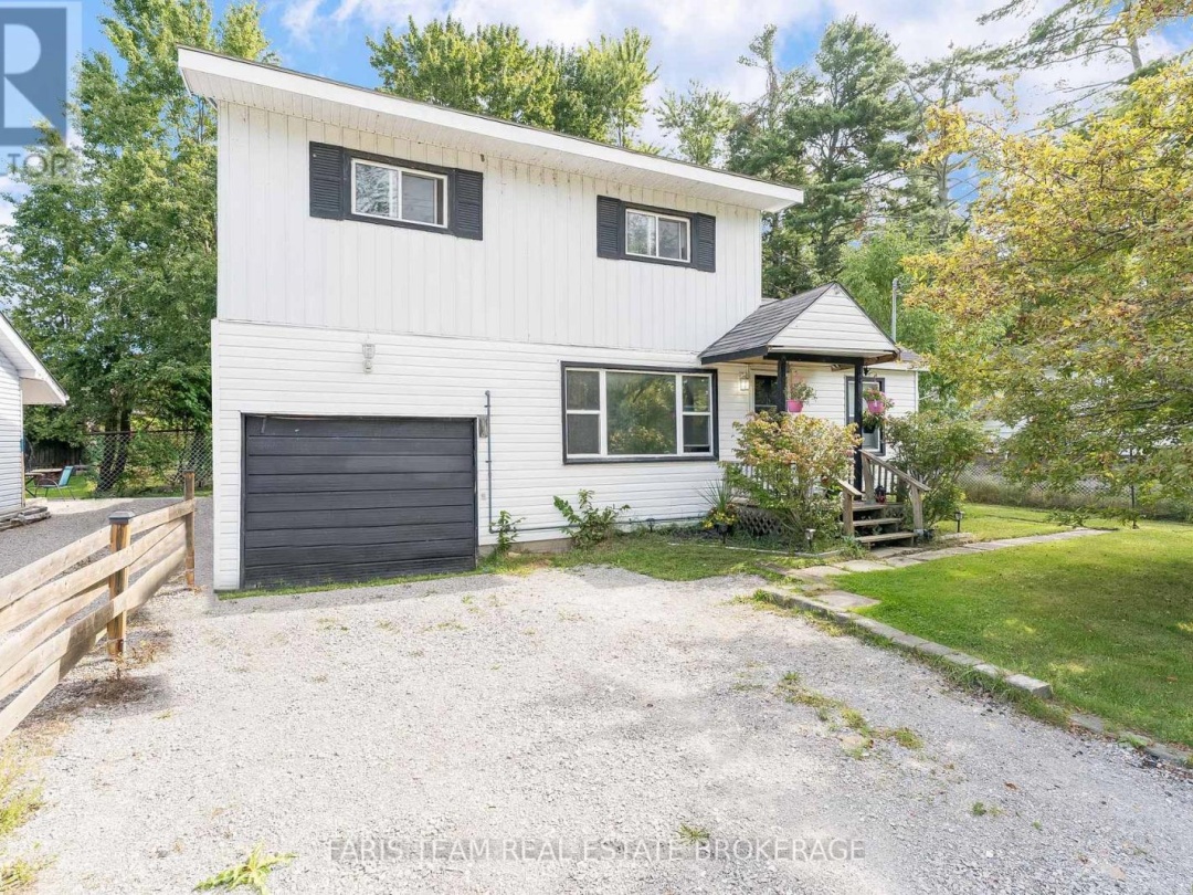 3425 CORONATION AVENUE, 