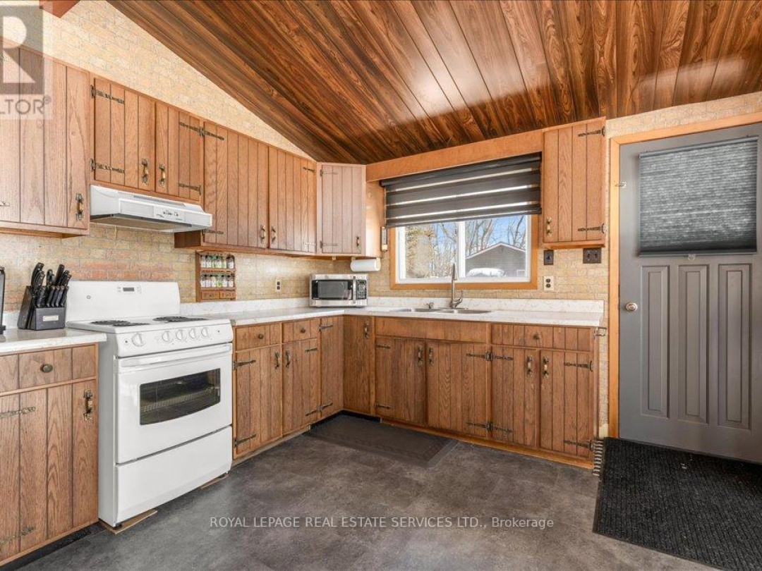 1129 Concession Road 9, Dalrymple-south Lake