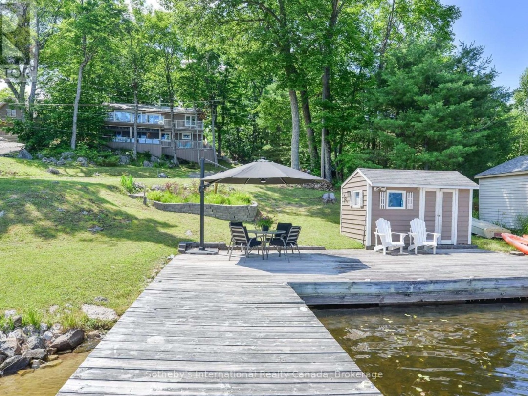 1062 BRADLEY ROAD, Lake Muskoka