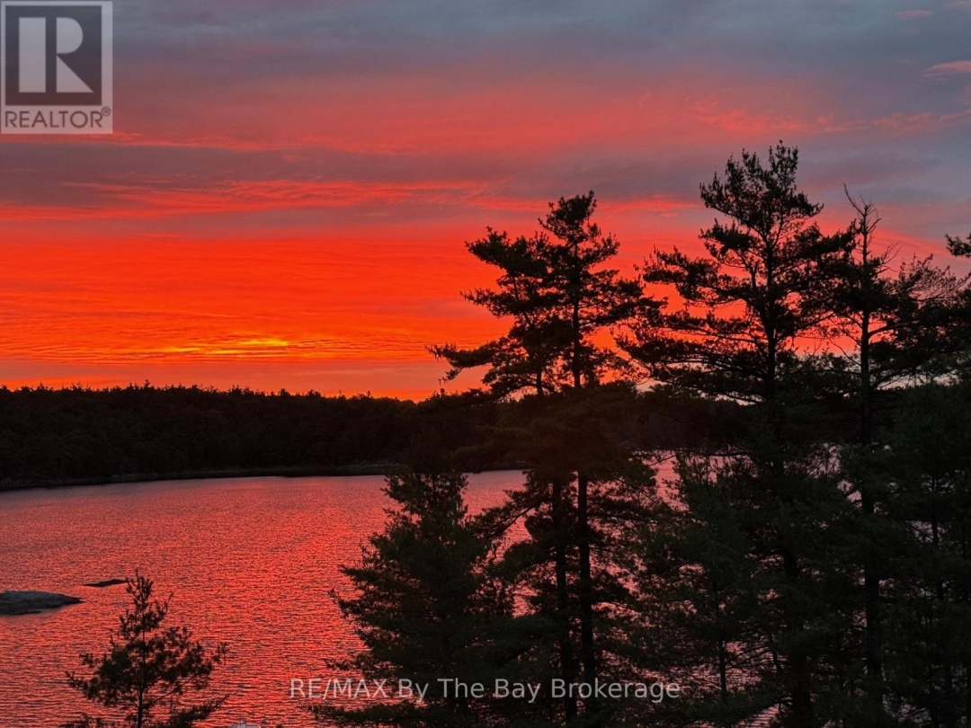 3688 IS 1810, BONE IS, Georgian Bay