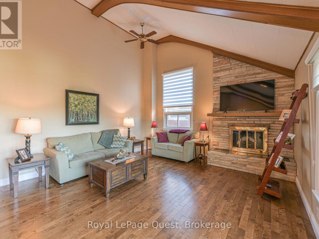 338 OLD MUSKOKA ROAD, 