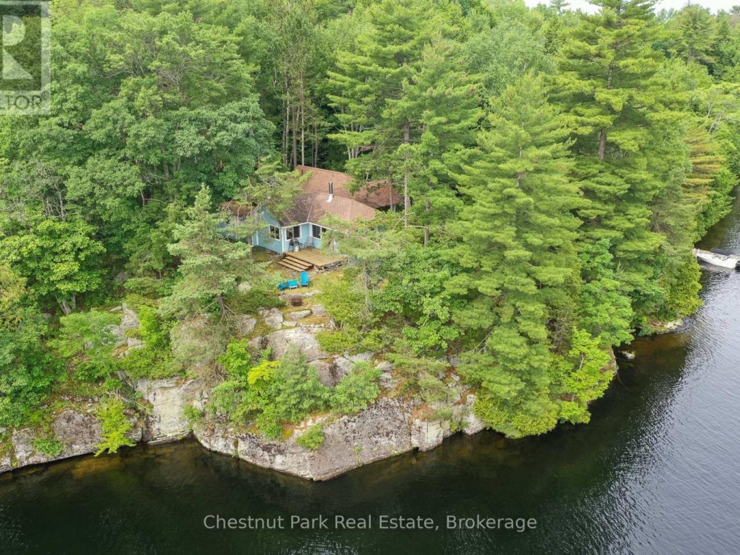 26 Island 26Lm, Lake Muskoka