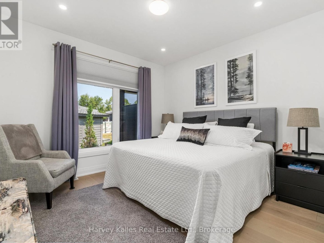 5 BLUE BIRCH LANE, 