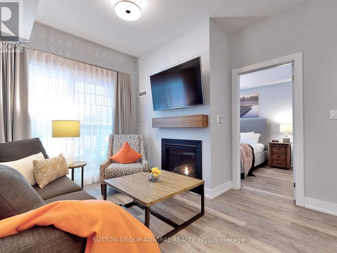 425 - 25 PEN LAKE POINT ROAD, 