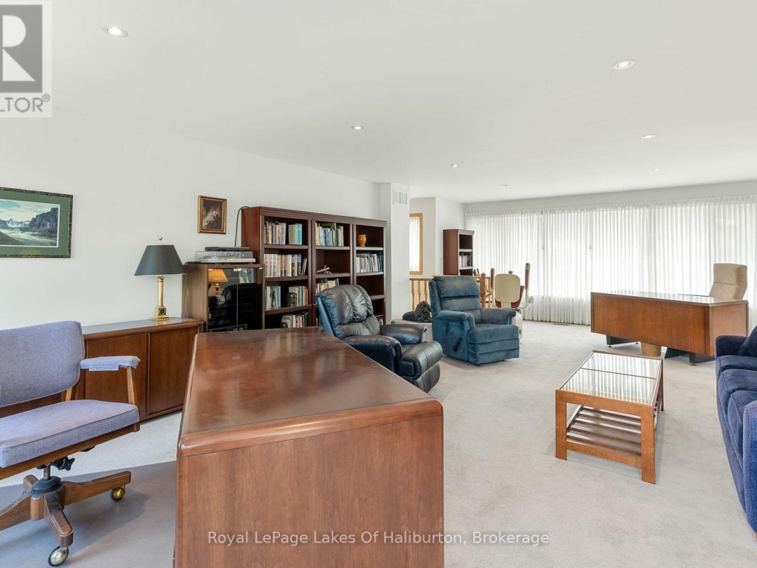 1089 PIONEER ROAD, 