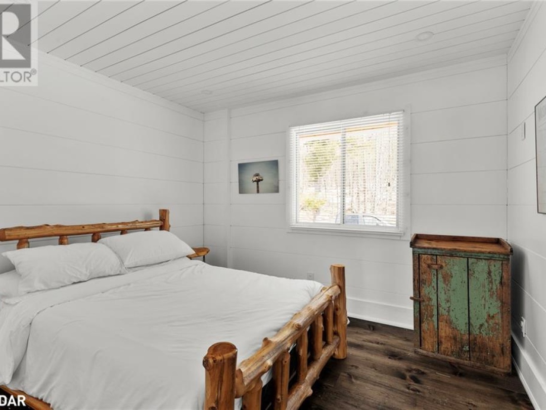 1331 South Monck Drive, Blanchard Lake