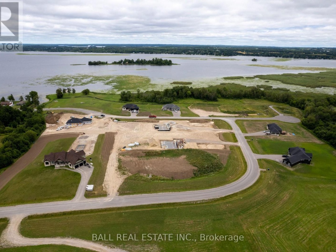 49 LAKEVIEW CRESCENT, Pigeon Lake