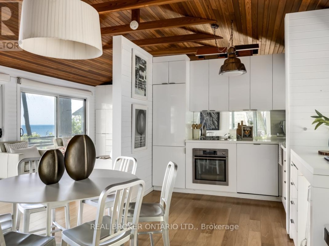 45 IVY LANE, 
