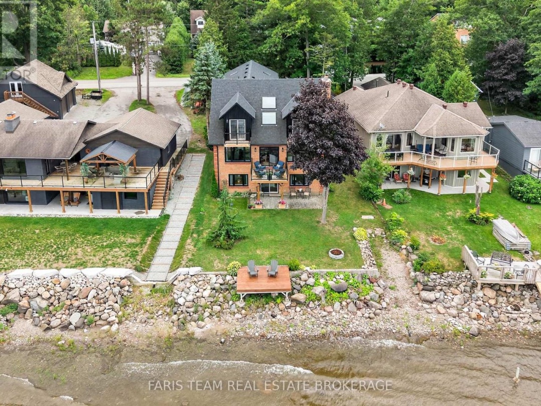 238 ROBINS POINT ROAD, 