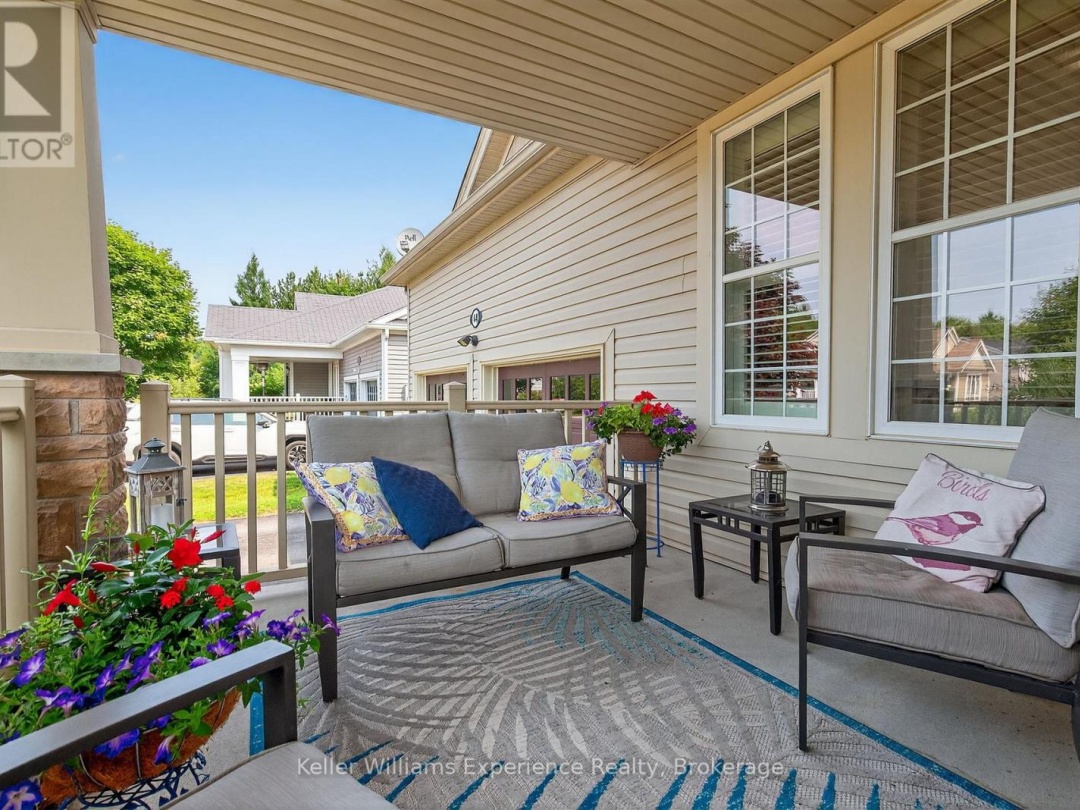 44 FIELDSTREAM CHASE, 