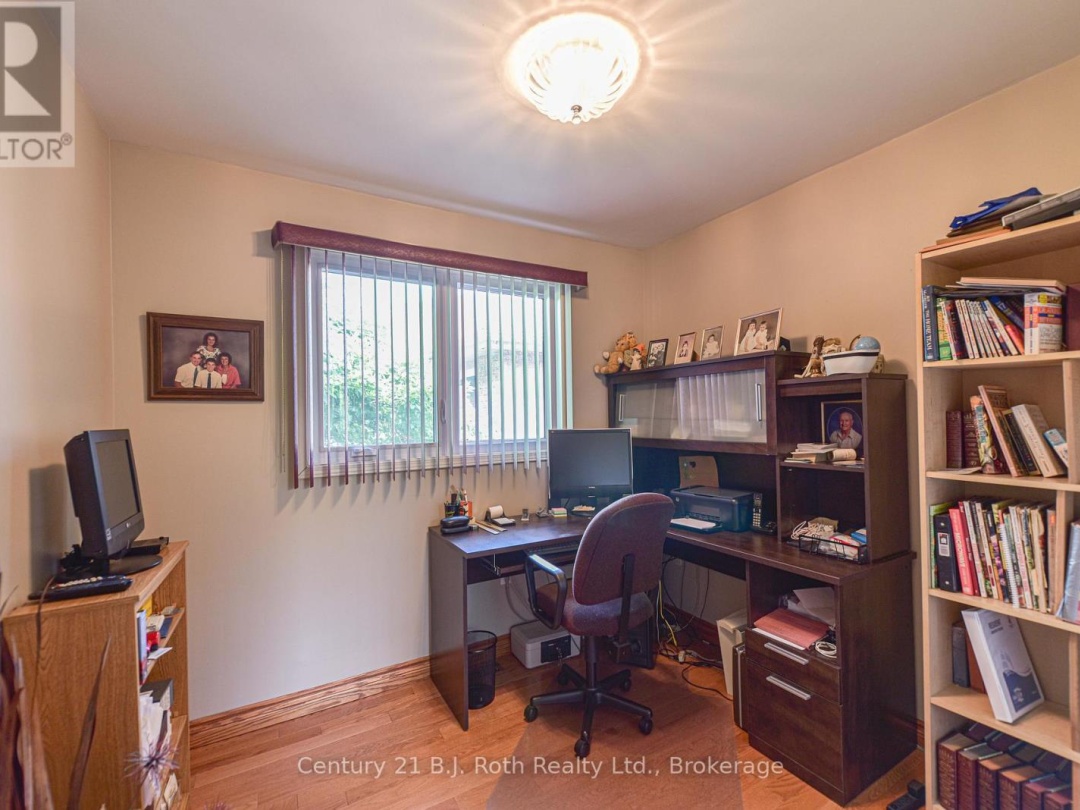 72 CARTER CRESCENT, 