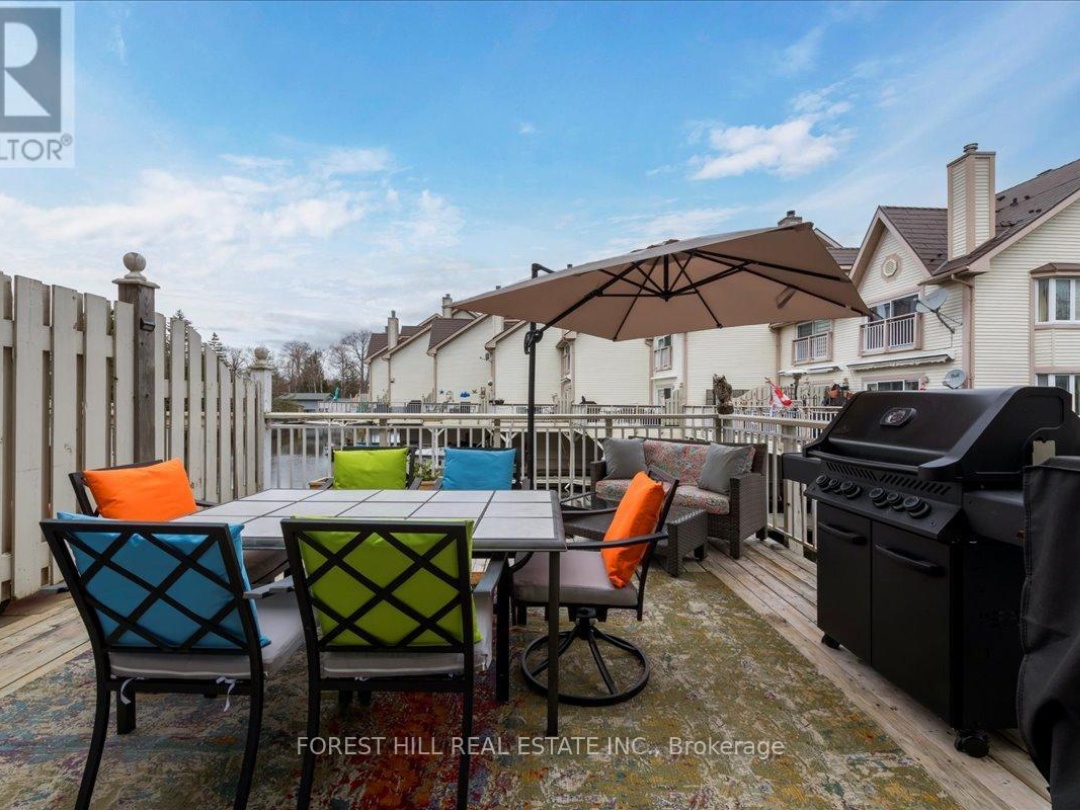 8 - 100 LAGUNA PARKWAY, 