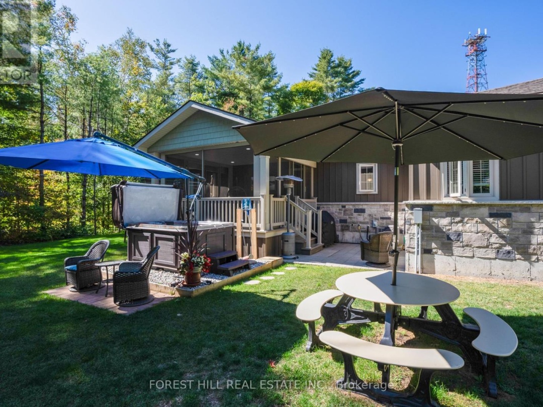 1025 TOWER CRESCENT, 