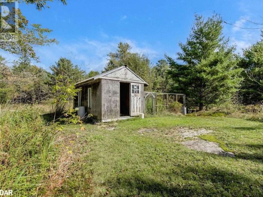 776 Monck Road 45, Head River