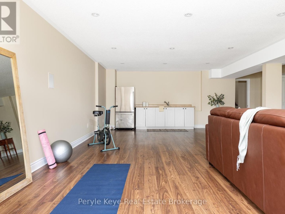 5 Prescott Crescent, Lake Muskoka