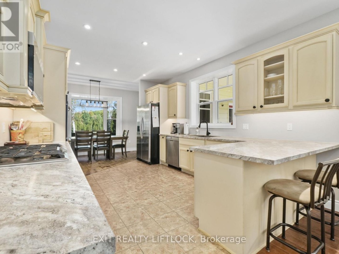 169 Dutch Line Road W, Galway-Cavendish and Harvey