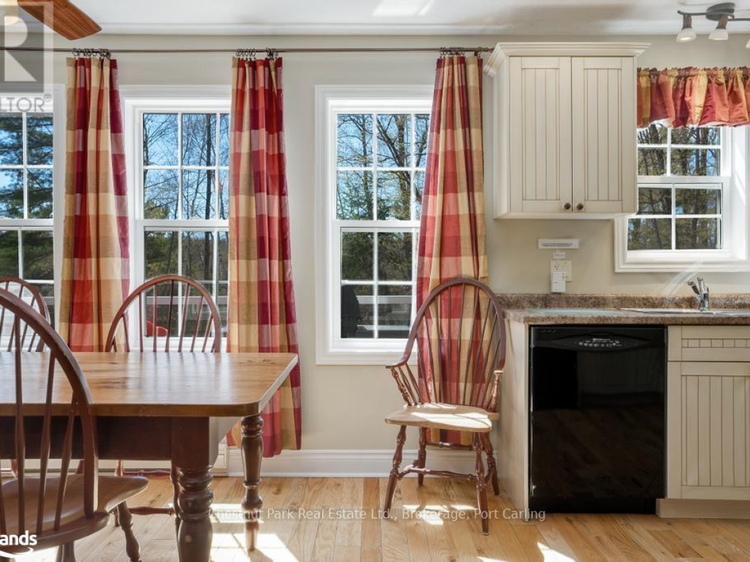 108-8 - 1052 RAT BAY ROAD, Lake of Bays
