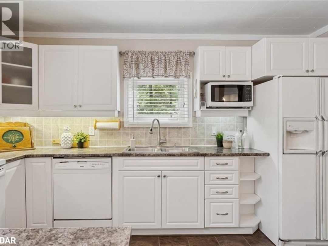 32805 THORAH Side Road, 