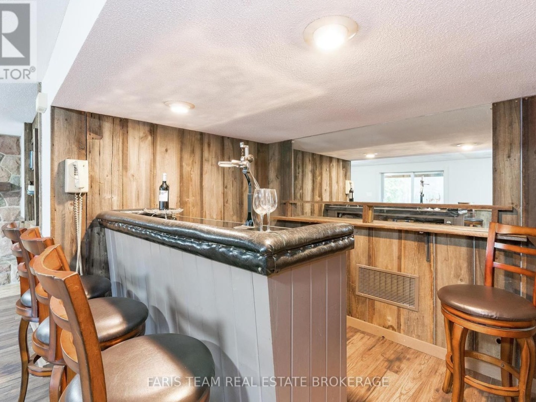 7817 OAKRIDGE DRIVE, 