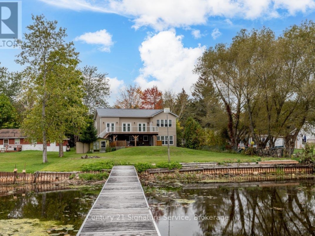 127 Maskinonge Road, Georgian Bay